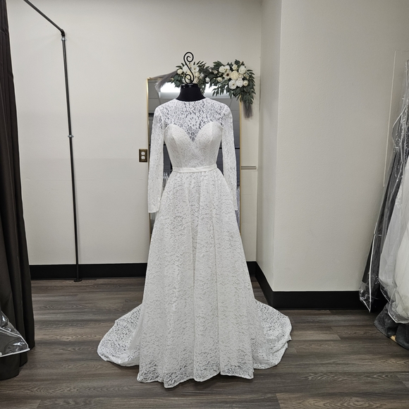 DaVinci White Lace Bridal Gown with Long Sleeves - Picture 1 of 11